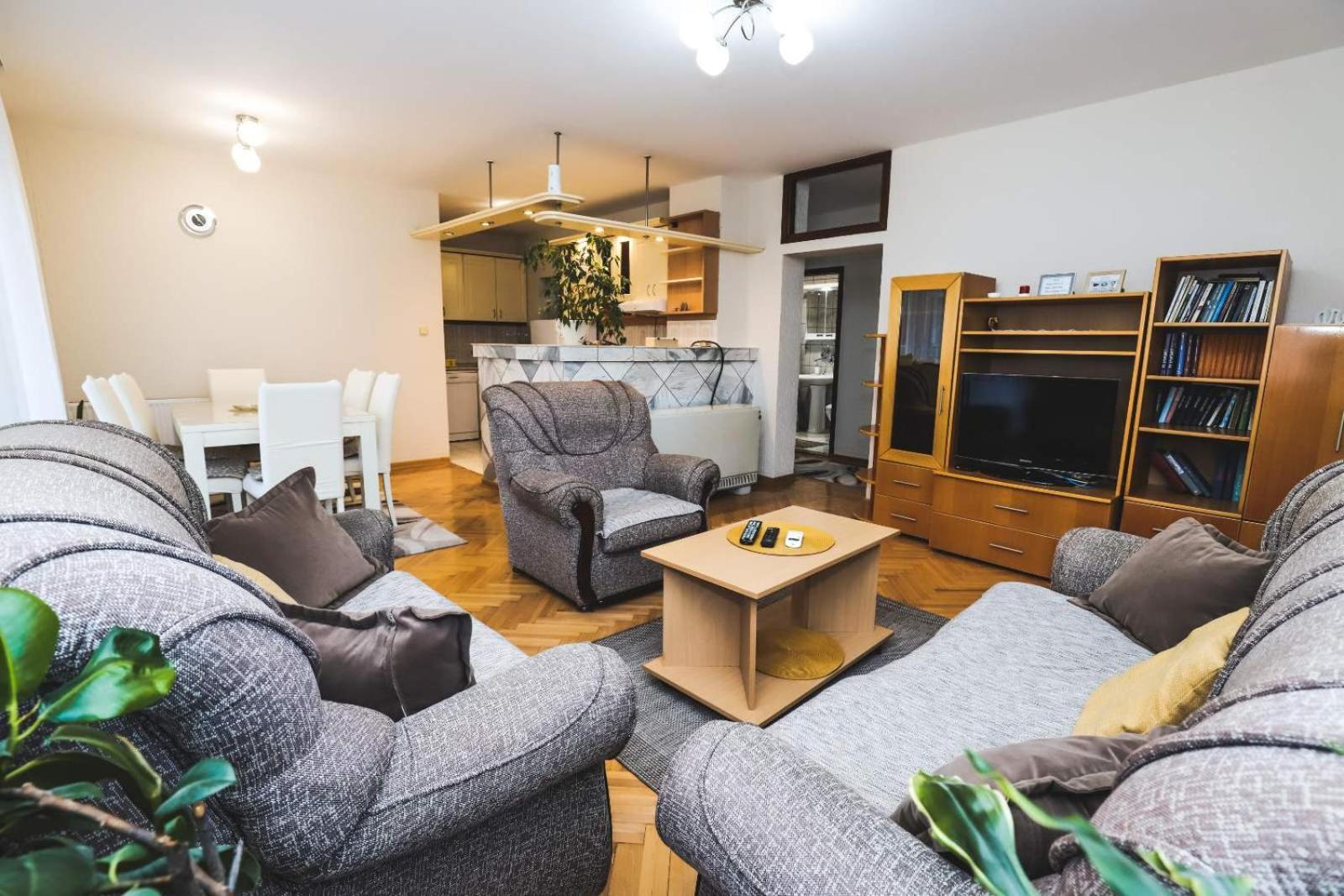 Lotus Apartment Vrnjacka Banja Exterior photo